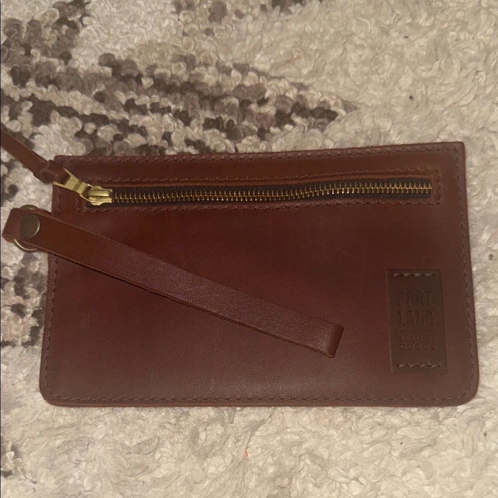 Portland Leather Adriana